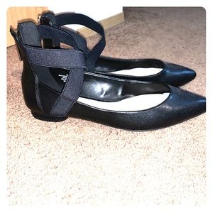 Black Nine West flats